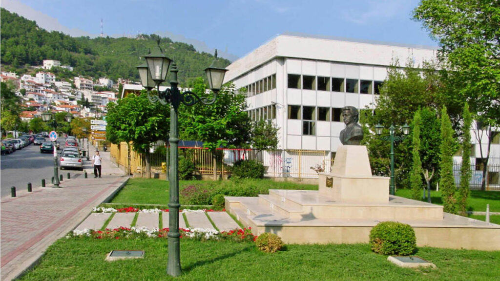 Amiridi Statue, Xanthi