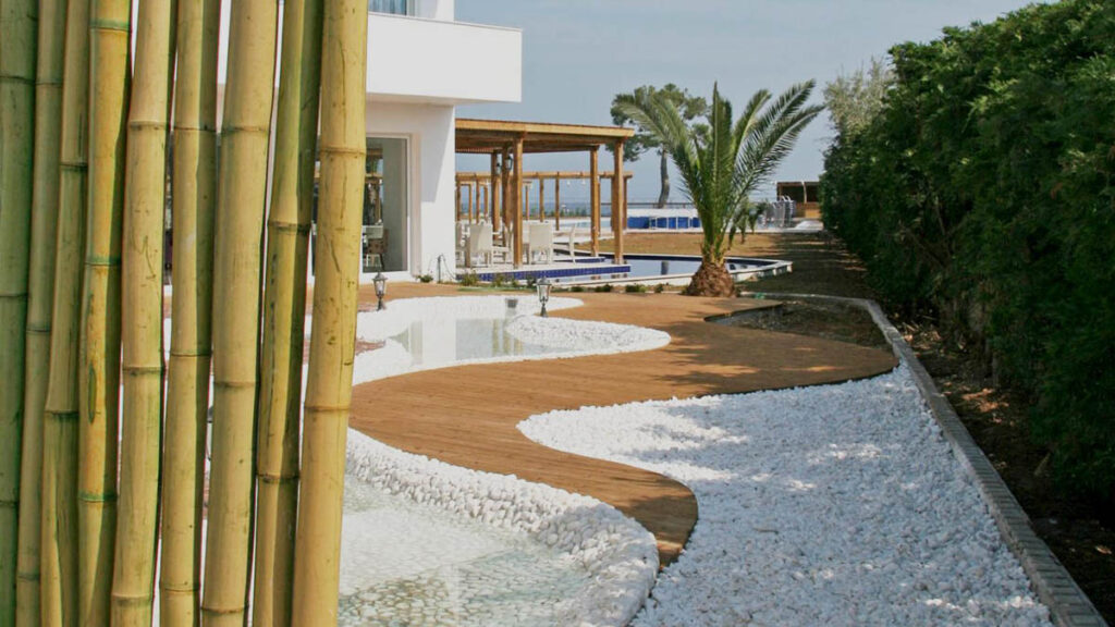 Kinetta Beach Resort & Spa