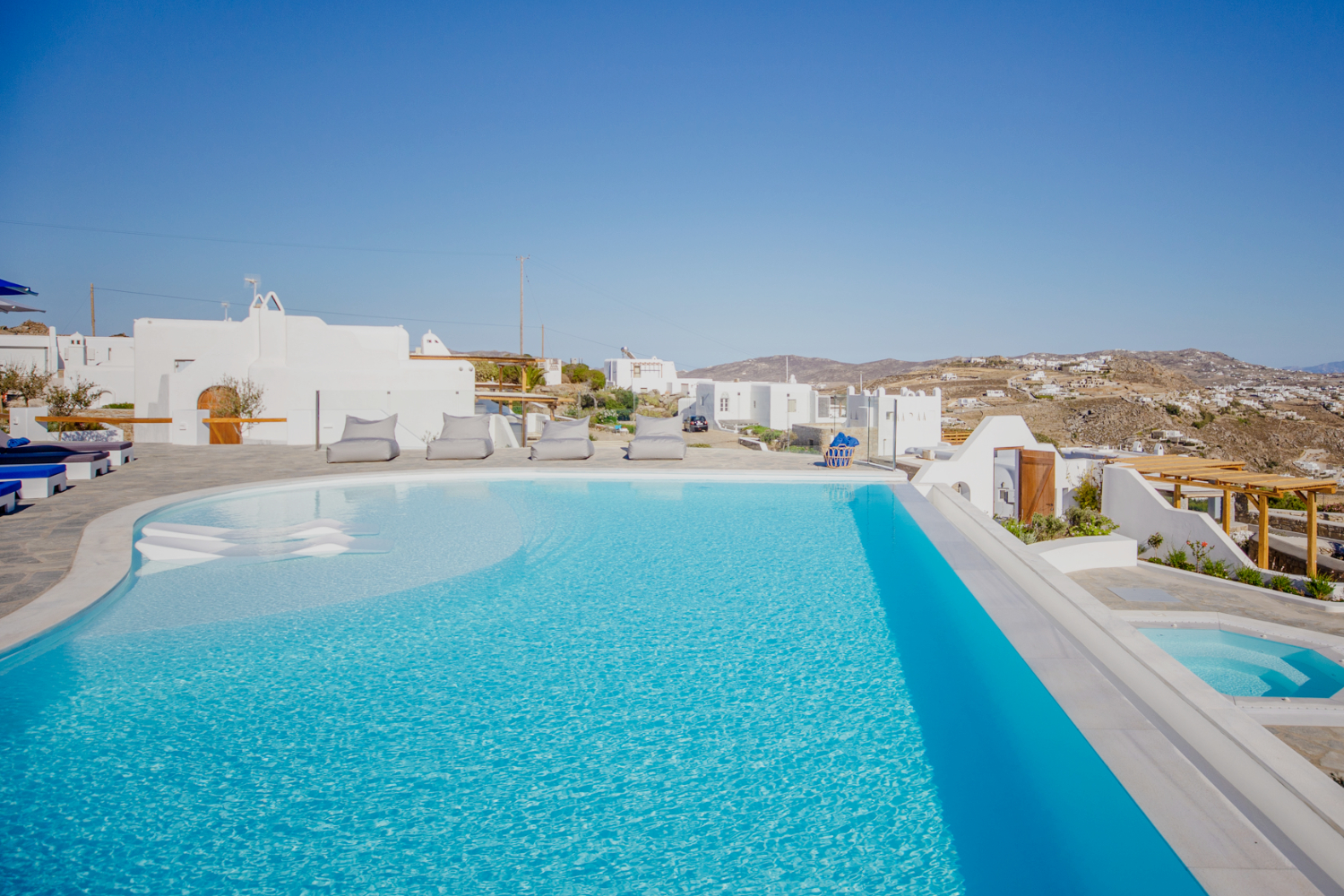 Agnandi Cielo, Mykonos